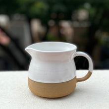 Load image into Gallery viewer, WHEATEN CARAFE